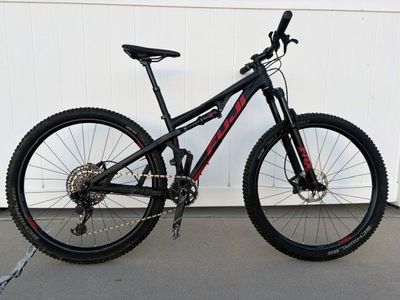 Fuji full suspension mtn bike