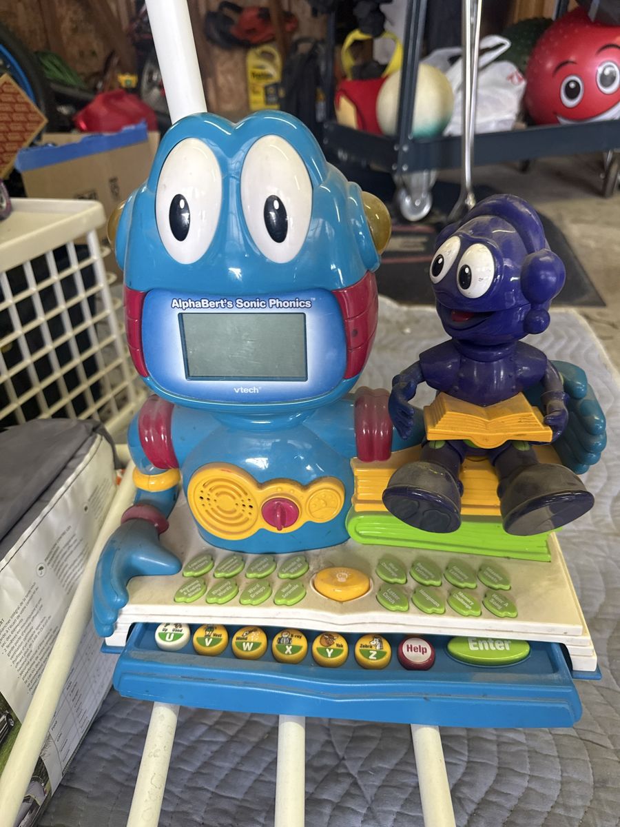 Vtech AlphaBert's Sonic Phonics Interactive Learning Robot Toy
