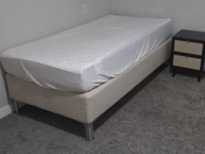 Twin XL Mattresses with frames