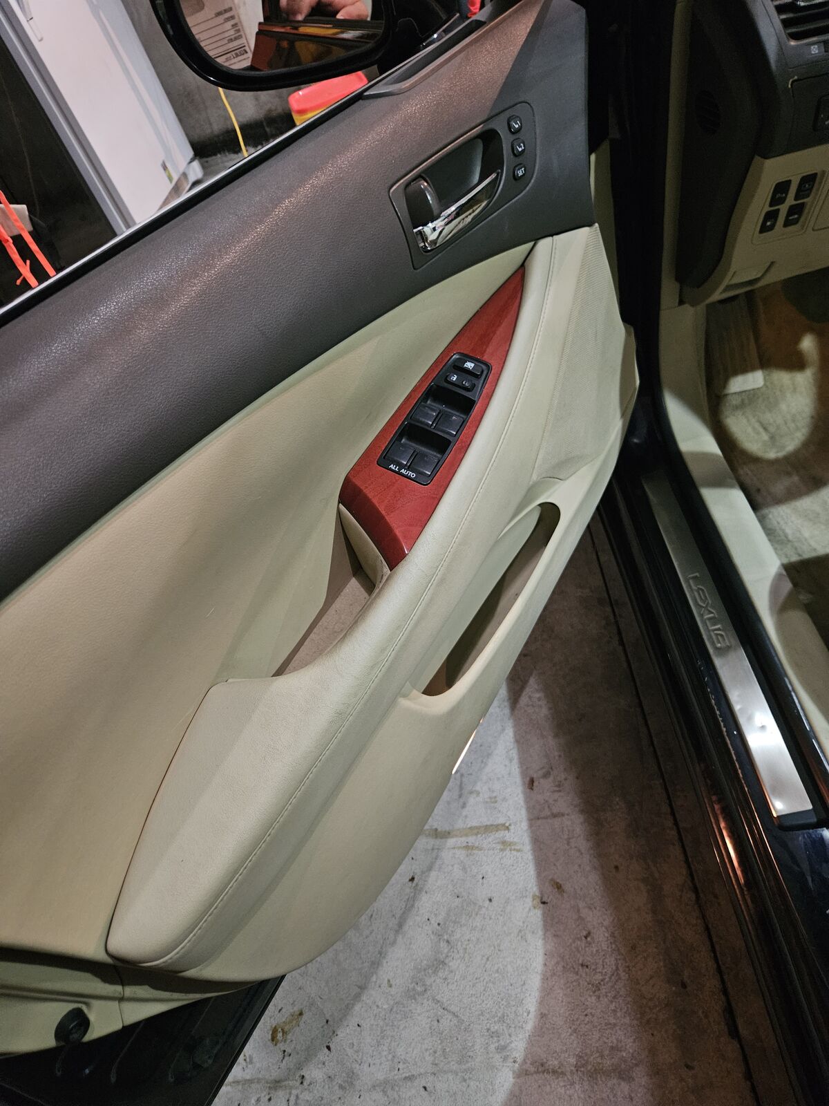 2007 LEXUS ES Base