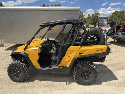 2015 Can Am Commander 800 DPS