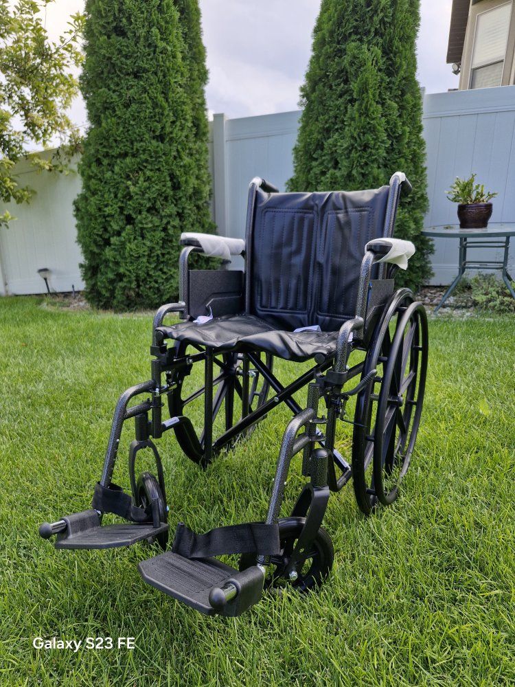 Medline Guardian K1 Wheelchair – 18" – New in Box #560