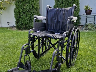 Medline Guardian K1 Wheelchair – 18" – New in Box #560