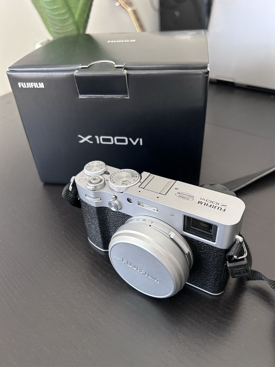 FUJIFILM X100VI Digital Camera Silver