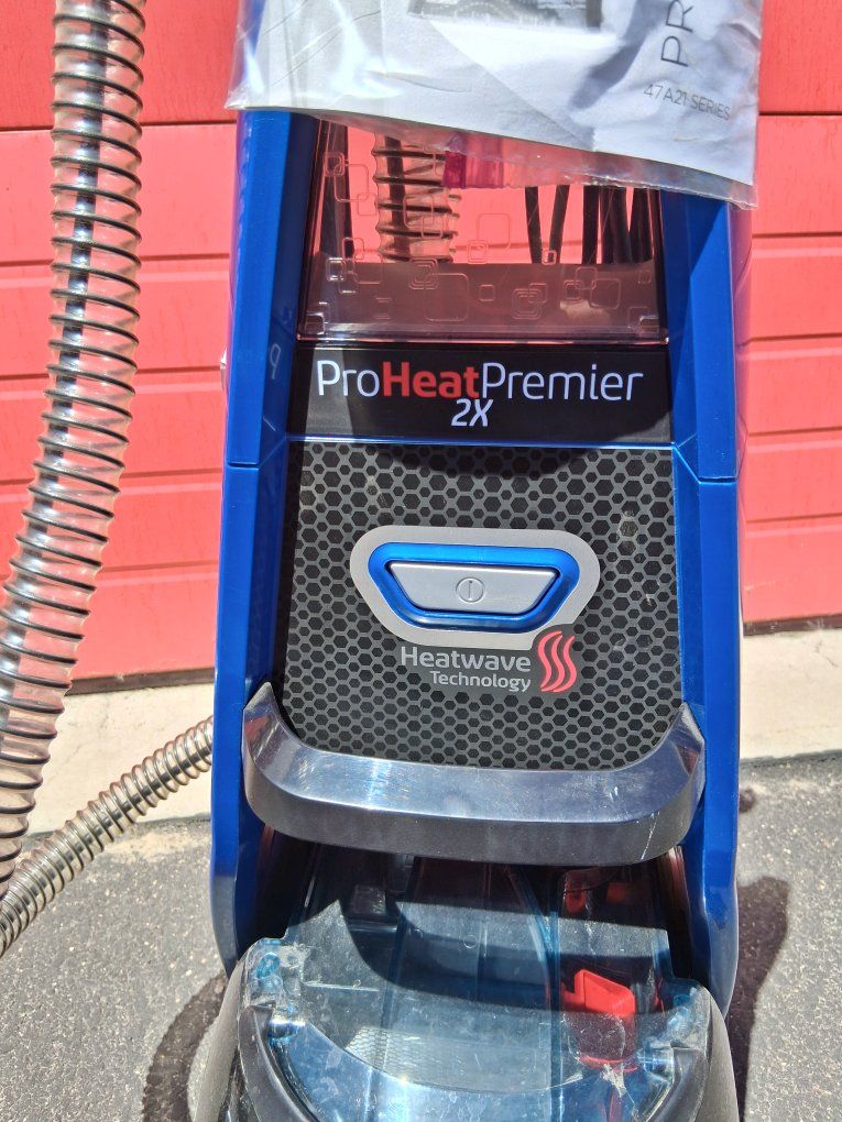 Bissell ProHeat Premier X2 Carpet Cleaner Like New!