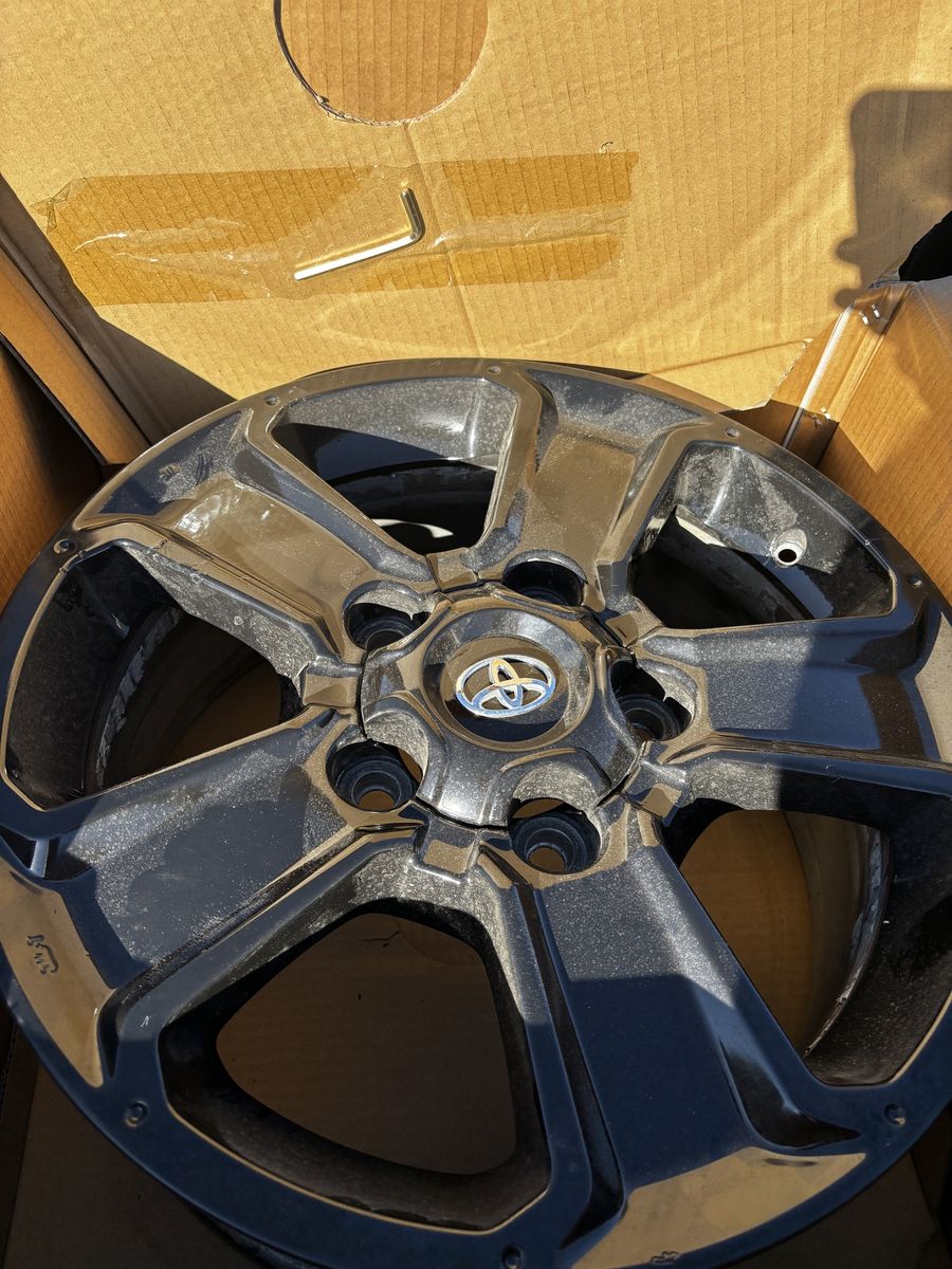 2014 Tundra OEM Rims