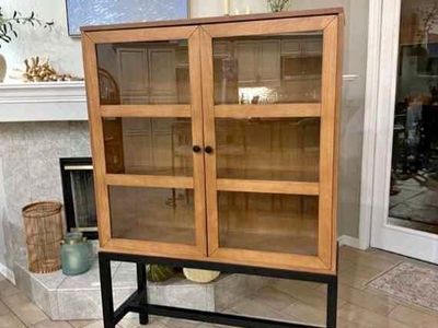 (NEW)Better Homes & Gardens Ezra China Cabinet, Light Honey Finish and Black Stand