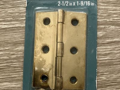 Everbilt 2 Pk Middle Hinges 2-1/2in x 1-9/16in Bright Brass Finish 1000 020 953