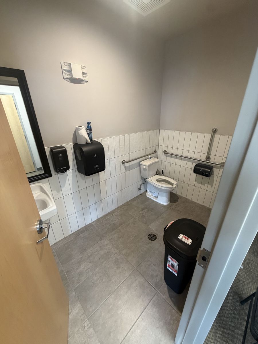 Main image 5