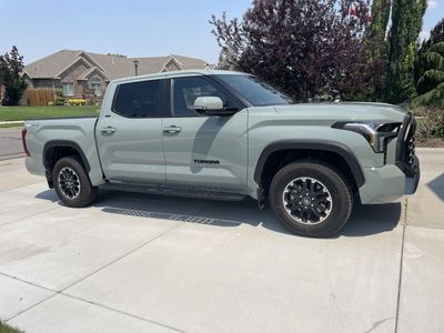 2025 Toyota Tundra SR5