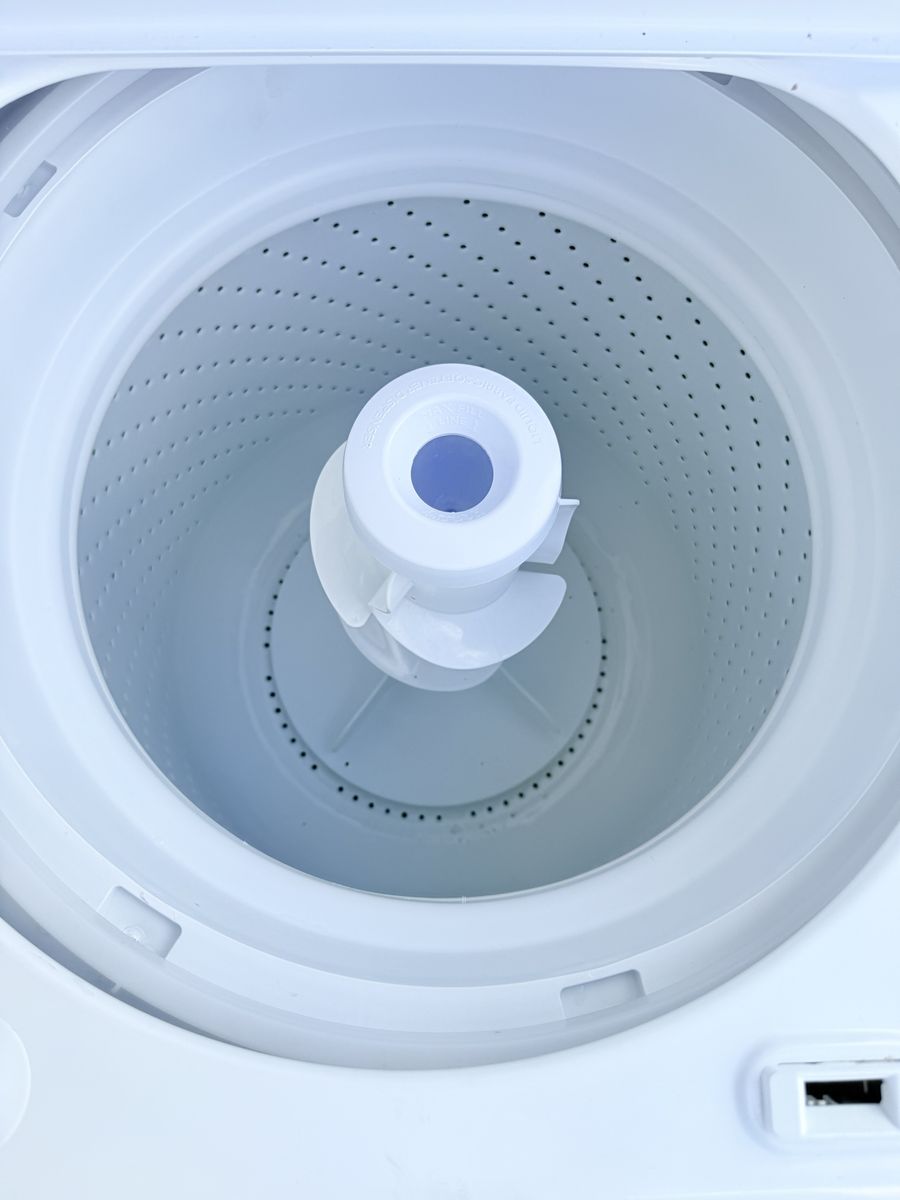 Main image 6