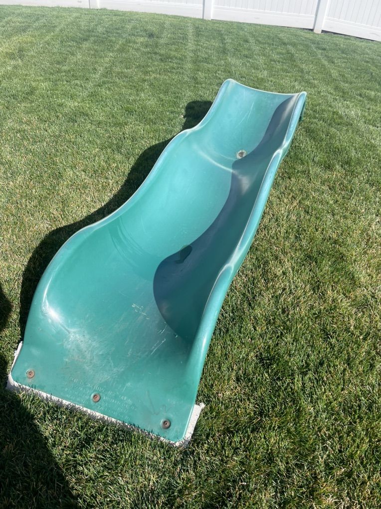 9 Foot Lifetime slide