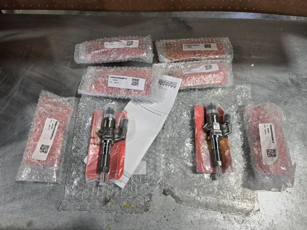 Brand New Injectors LB7 Duramax