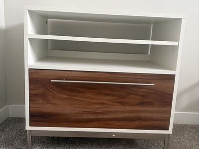 White Lateral File