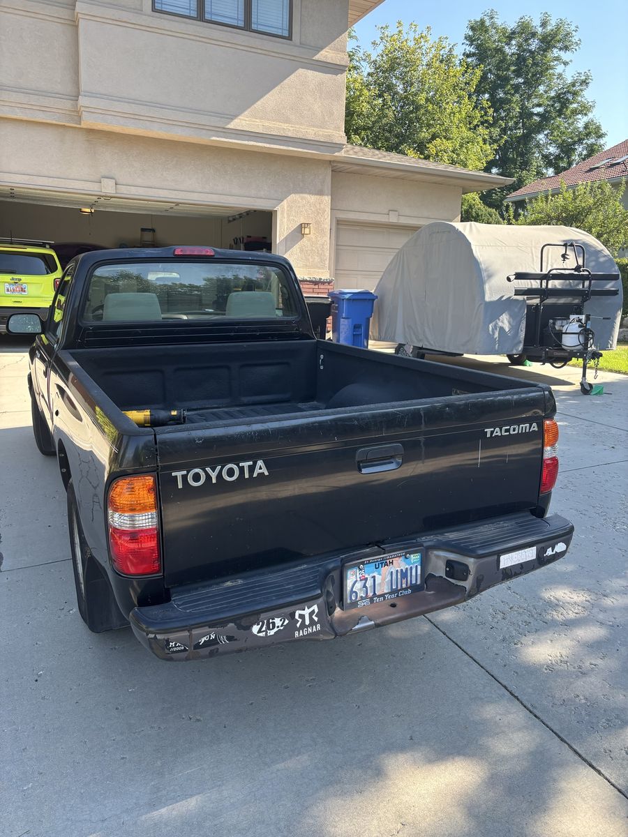 2004 Toyota Tacoma Base