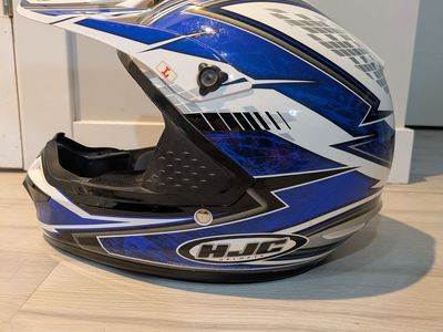 HJC Dirt Bike Helmet - Size Large (with Goggles & Bag)