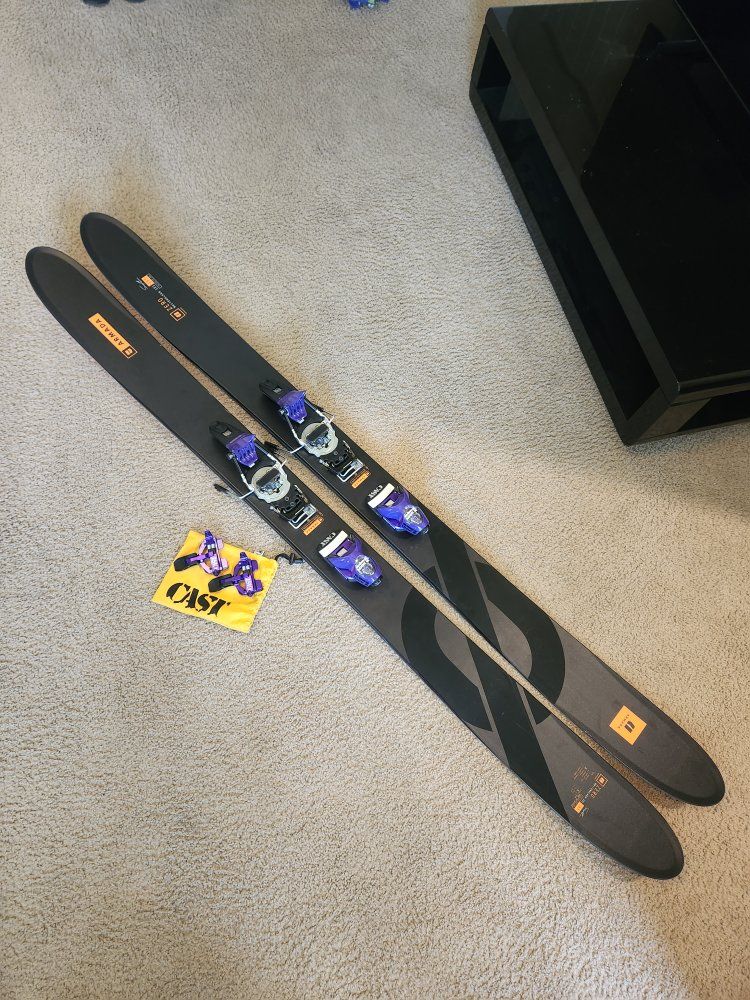 Armada Whitewalker 121 Skis with Cast Pivot Freetour Bindings