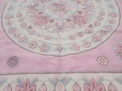 New. Safavieh Wool Pink Medallion 9x12 Area Rug