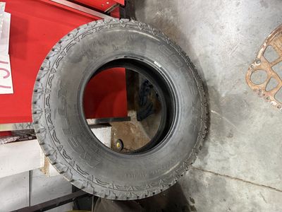 Kelly Edge AT LT245/75 R17