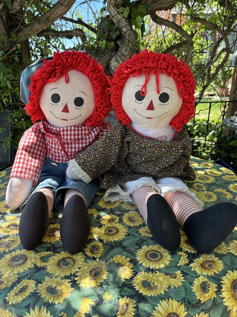 Vintage Raggedy Ann & Andy Large Dolls 37”