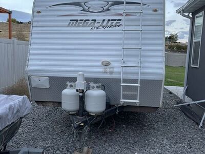 2006 Megalite Toy Hauler