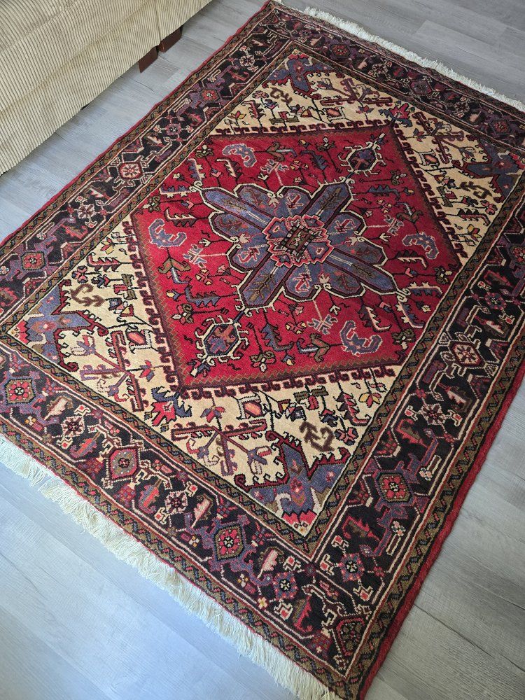 Vintage Persian Heriz Wool Rug, 6'8" x 5'3"