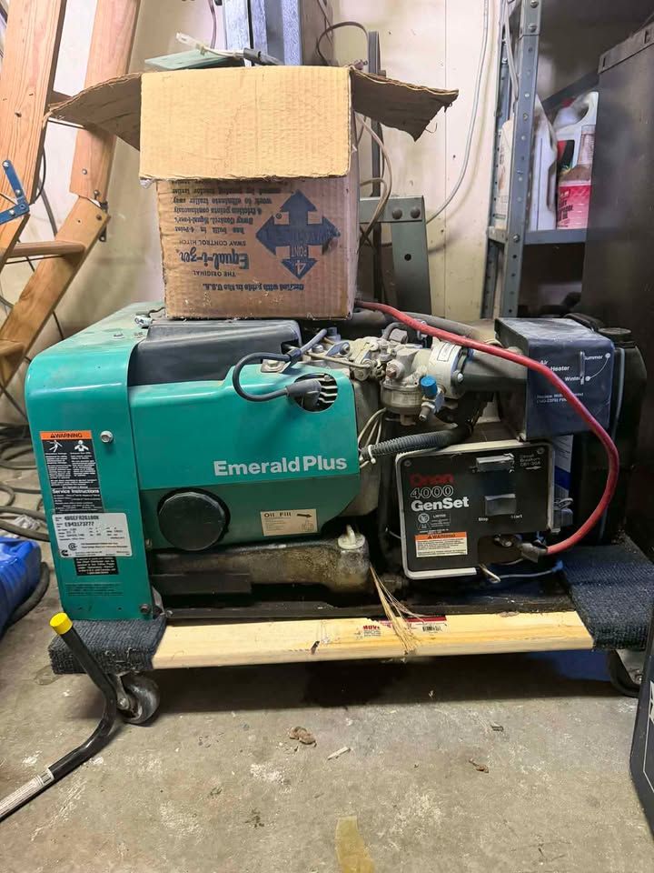 ONAN EMERALD 4000 GENERATOR