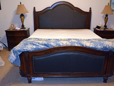King Sleigh Bed with Sleep Number Mattress and Foundation