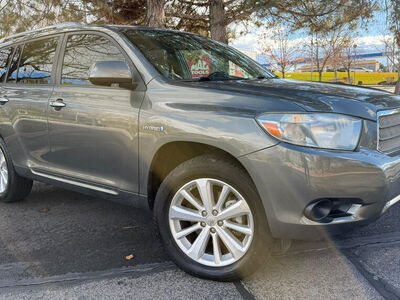 2009 TOYOTA HIGHLANDER LE