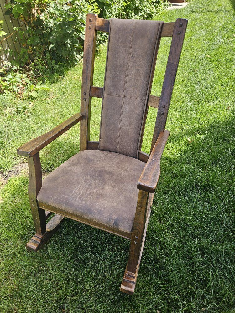 Rocking chair