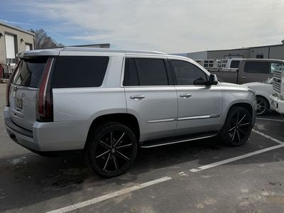 2015 CADILLAC ESCALADE Luxury