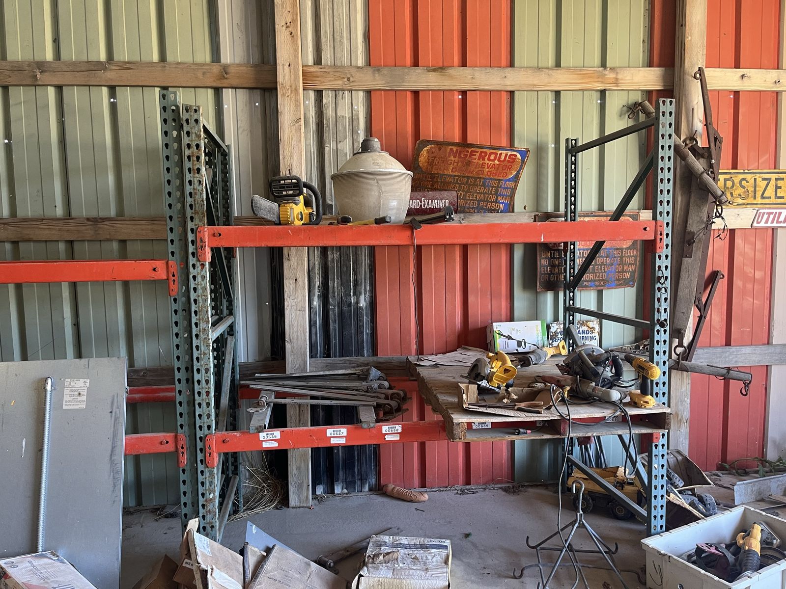 Pallet racking
