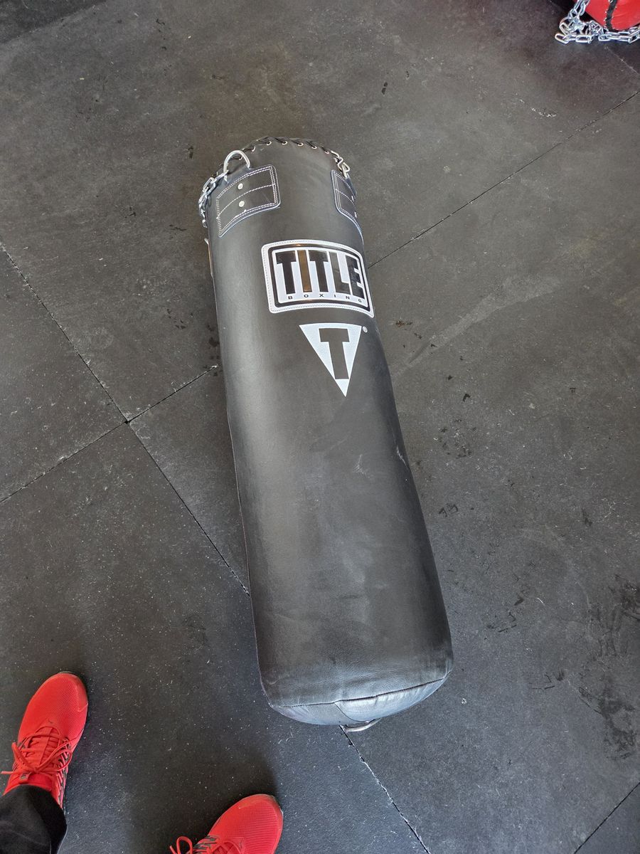 Title 125lb Heavy Bag New
