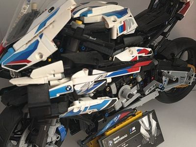 LEGO Technic BMW M 1000 RR Motorcycle Model Set (42130)