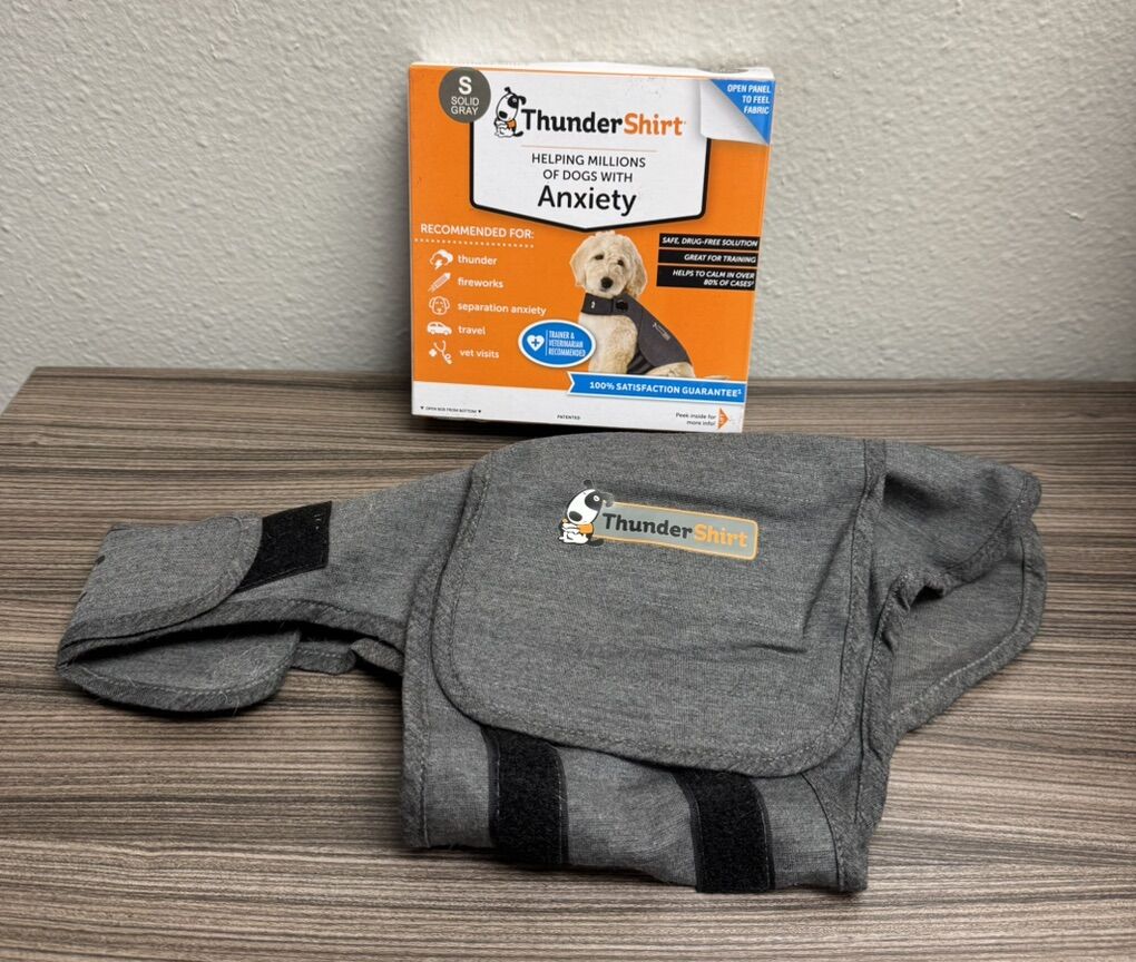 Anxiety Thunder Shirt Size Small for Dogs