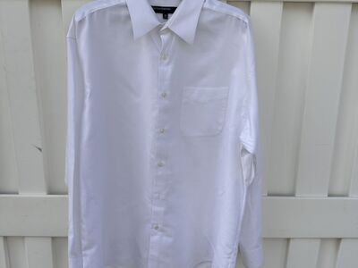 Mens Perry Ellis White Dress Shirt