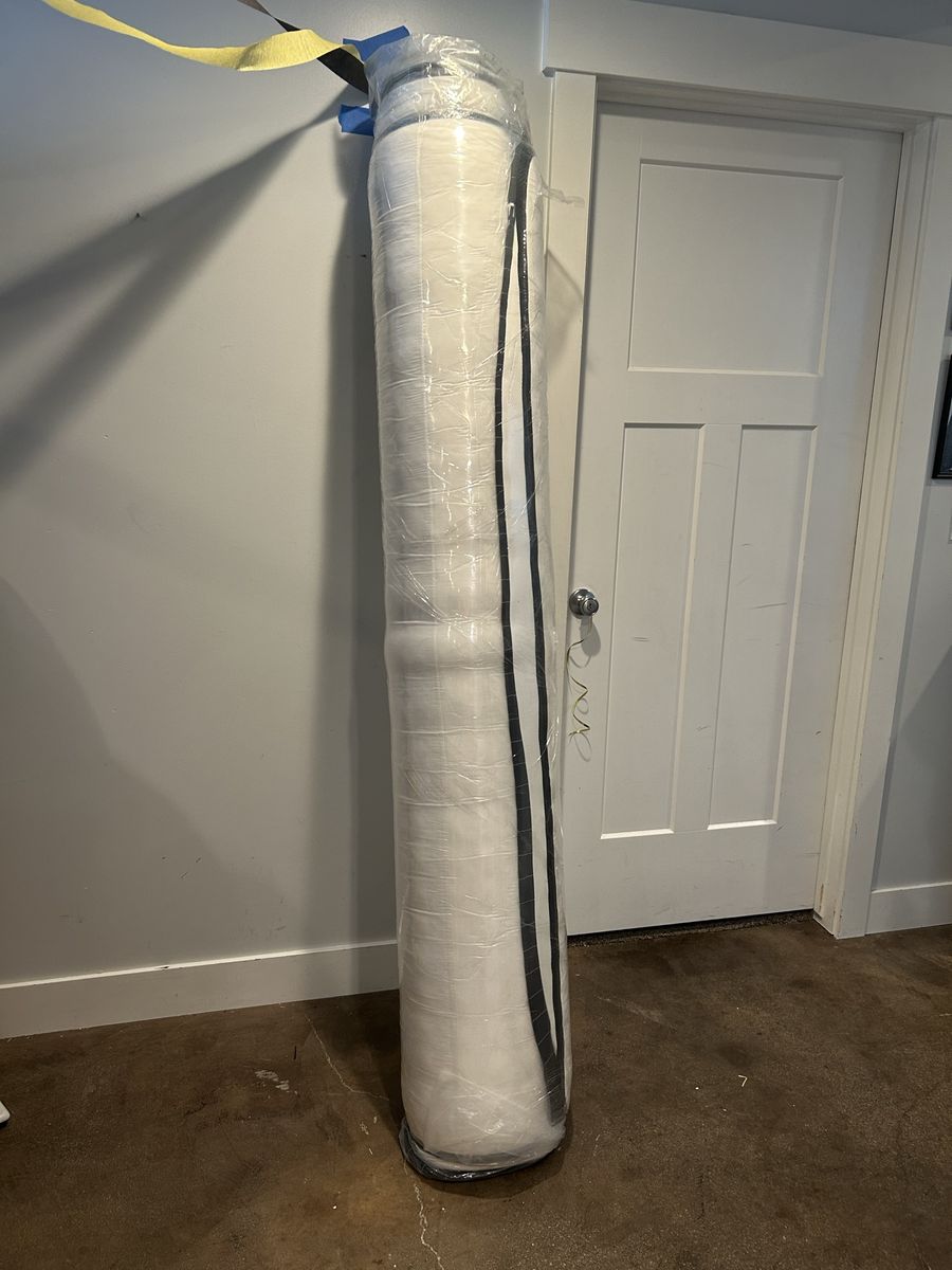 New Famistar King Hybrid Mattress 14 Inch Still Sealed