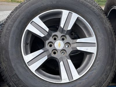 6 lug Chevy wheels like new tires!