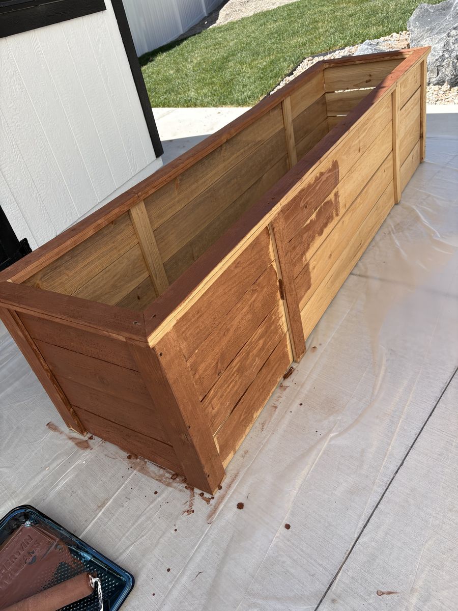 Cedar planter box