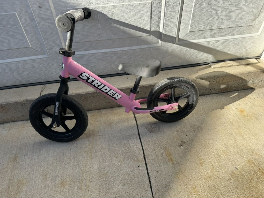 Used Strider 12 Sport Pink Balance Bike For Kids