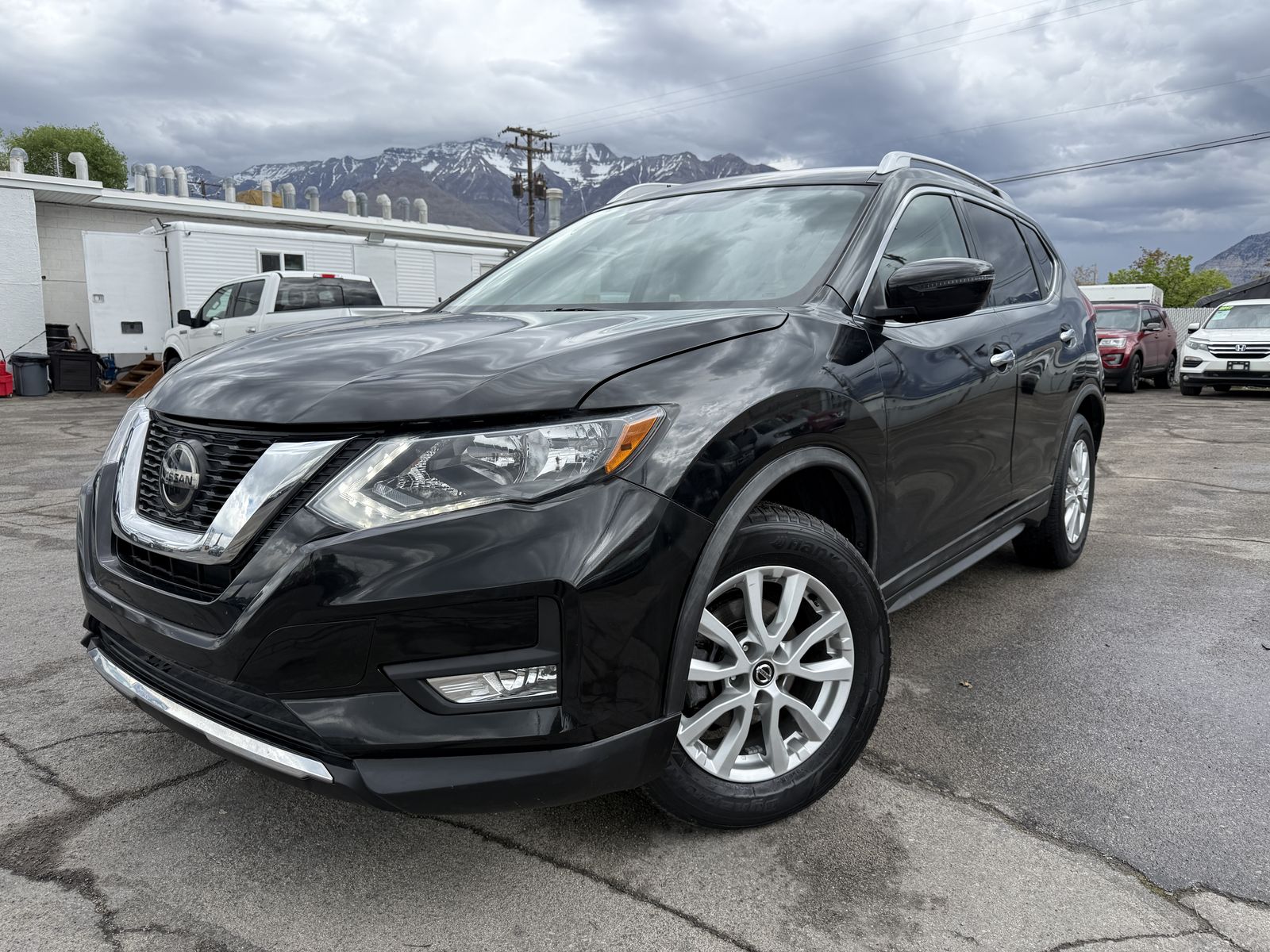 2020 Nissan Rogue SV