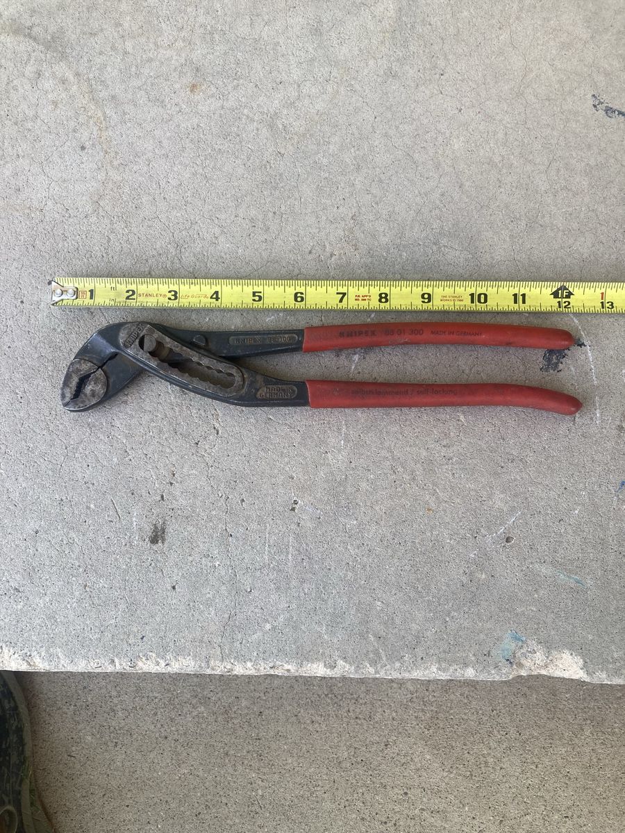 Knipex 88 01 300 Alligator Water Pump Pliers 12 Inch Red Grips Made in Germany