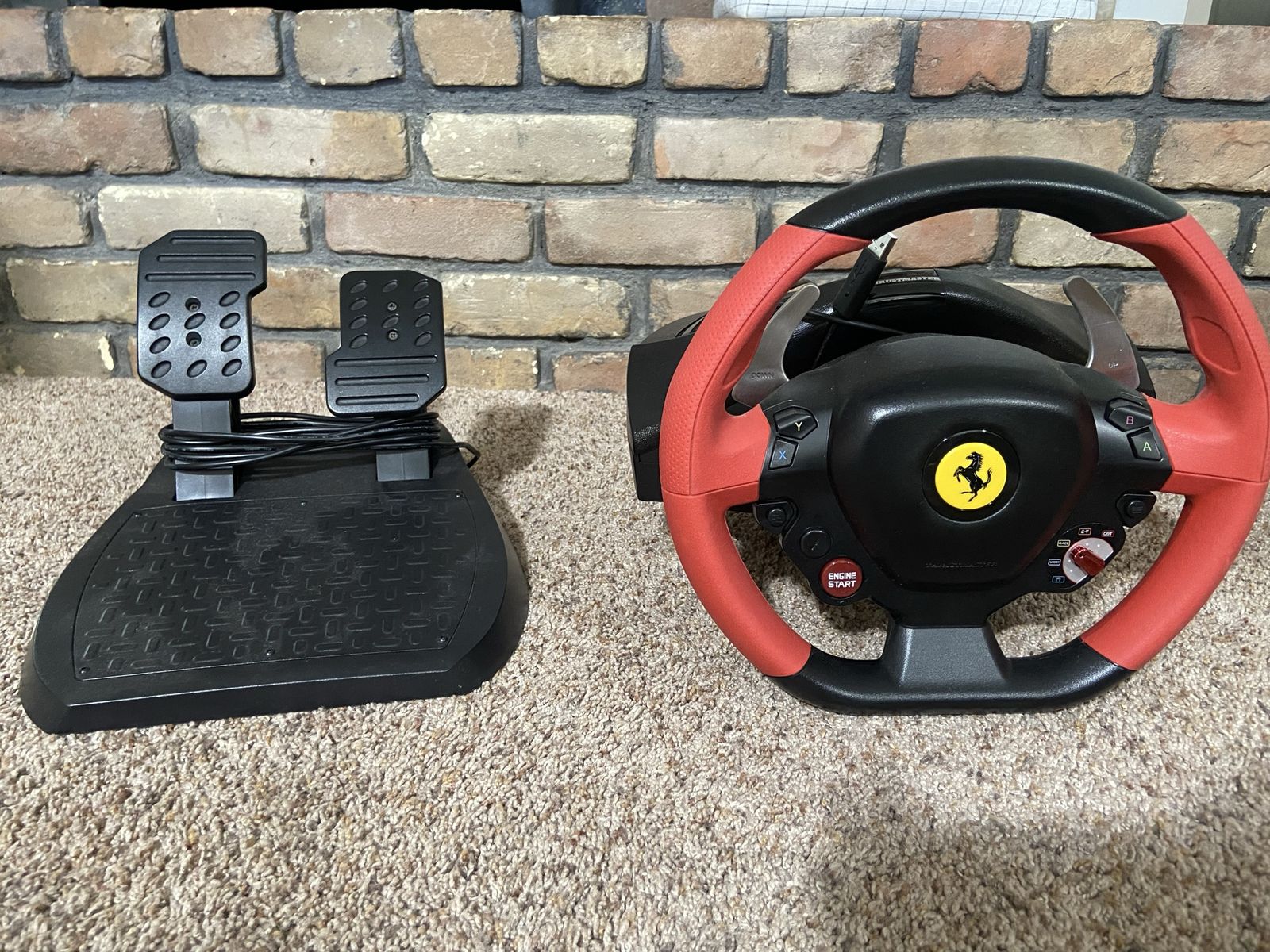 Thrustmaster 458 spider USB racing steering wheel and Racing Pedals - Black, red - Used Accessory
