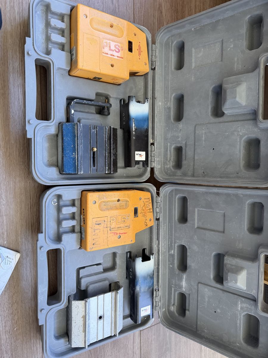2 PLS 5 Laser Level Obo