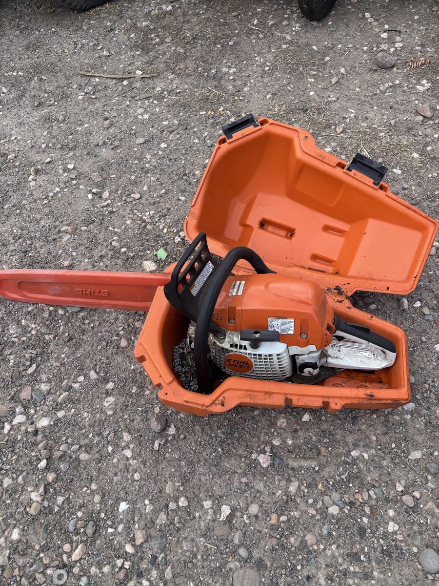 Still Chainsaw