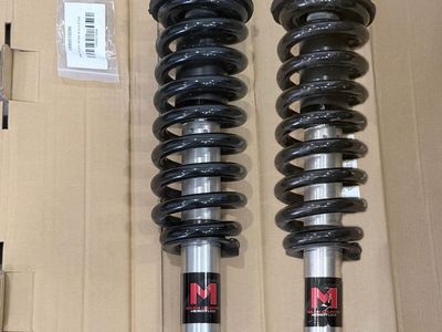 2022-2026 Tundra M1 Rough Country Struts 2.5”