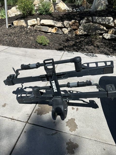 Thule 2 bike 2 inch bike rack model 9034XTB