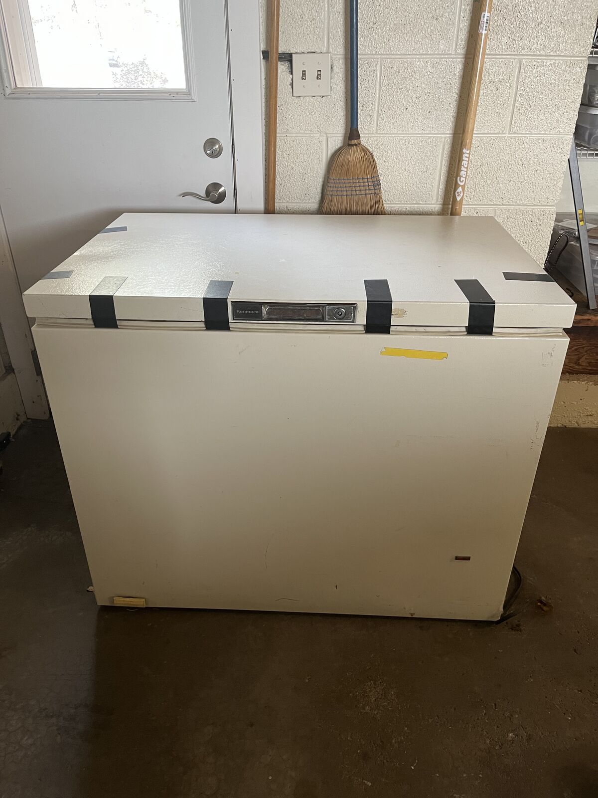 Sears Kenmore Chest Freezer