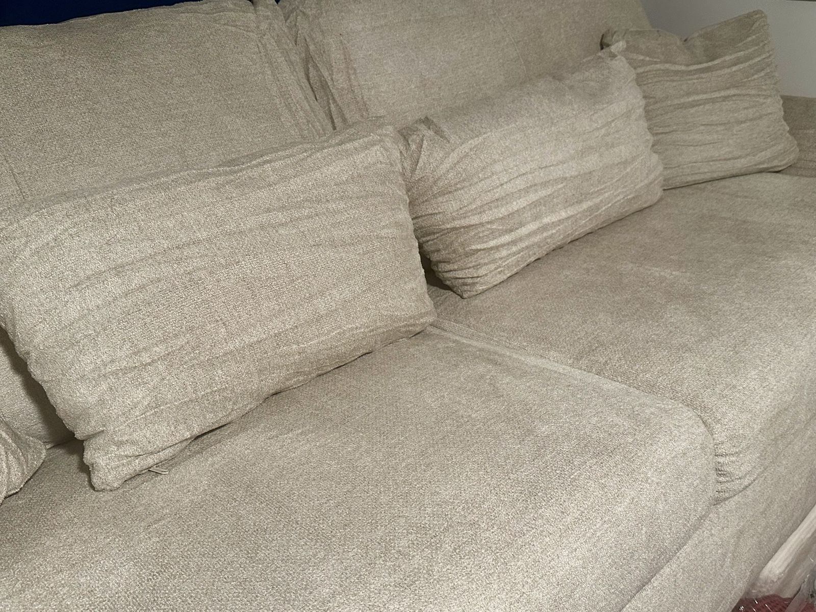 Main image 9
