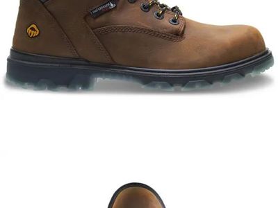 Wolverine Mens composite toe work boot size 10, BRAND NEW